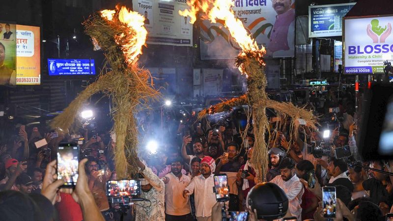 झारखंडमध्ये उद्रेक: सोरेन, राहुल यांच्या प्रतिमा जाळल्यानंतर चौथ्या चर्चा फेरीसाठी सरकारचे आवाहन
